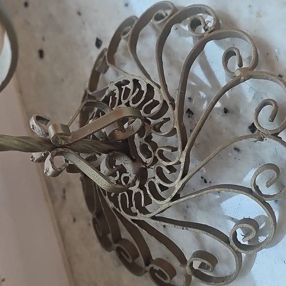 Metal candelabra - Picture 7 of 8